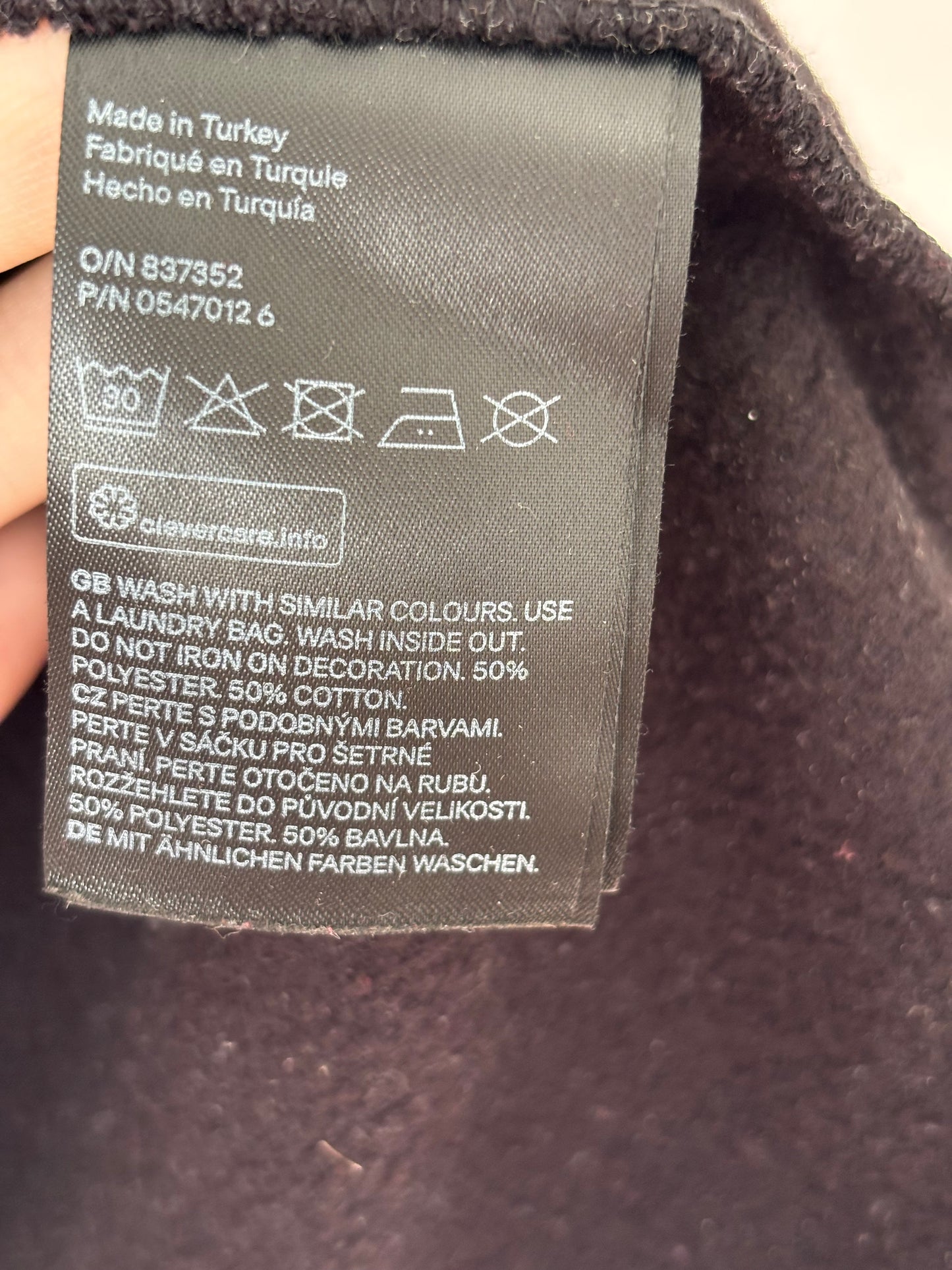 H&M Sweater