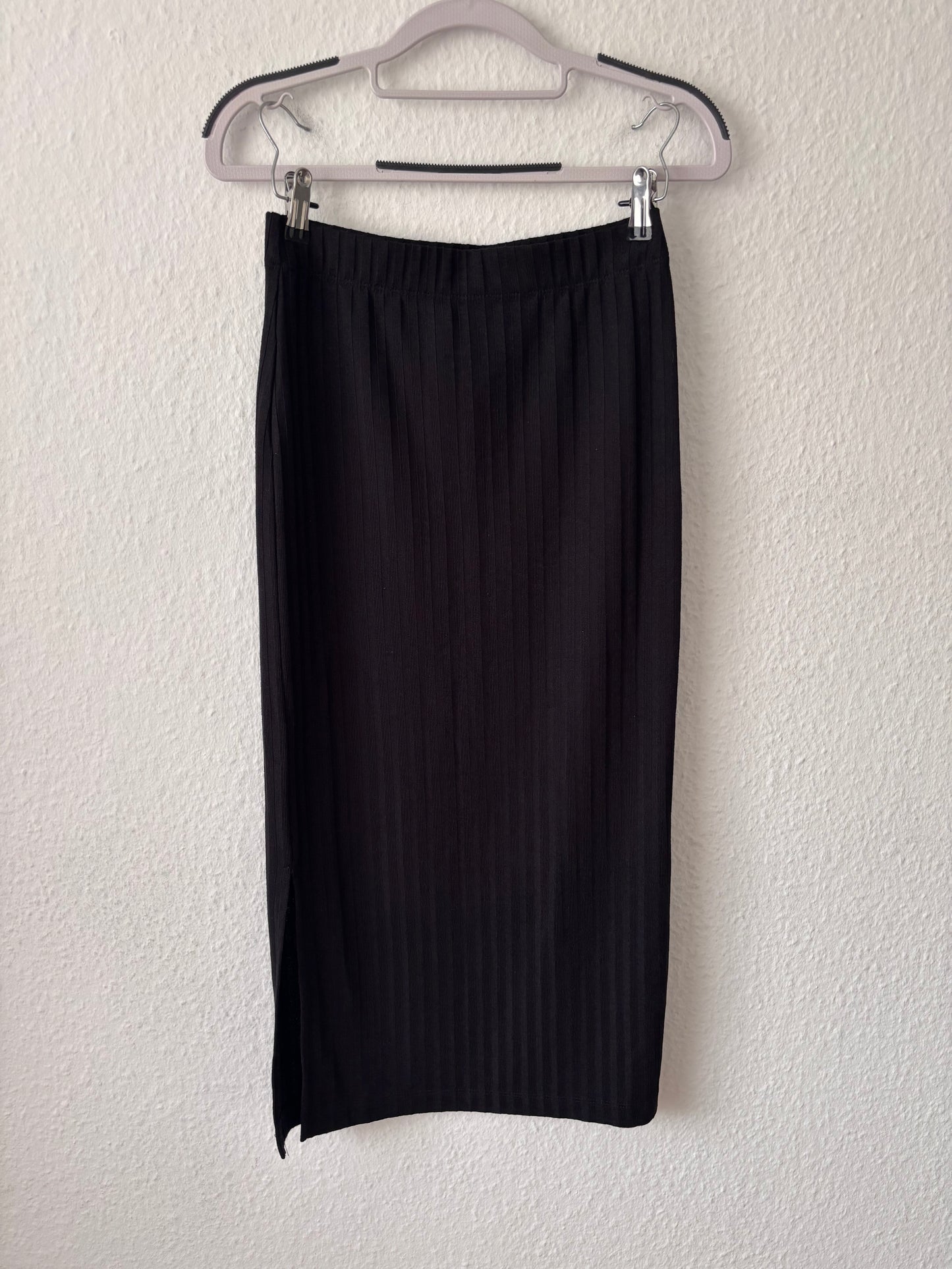 H&M Midi Skirt