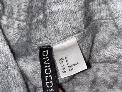 H&M Sweater