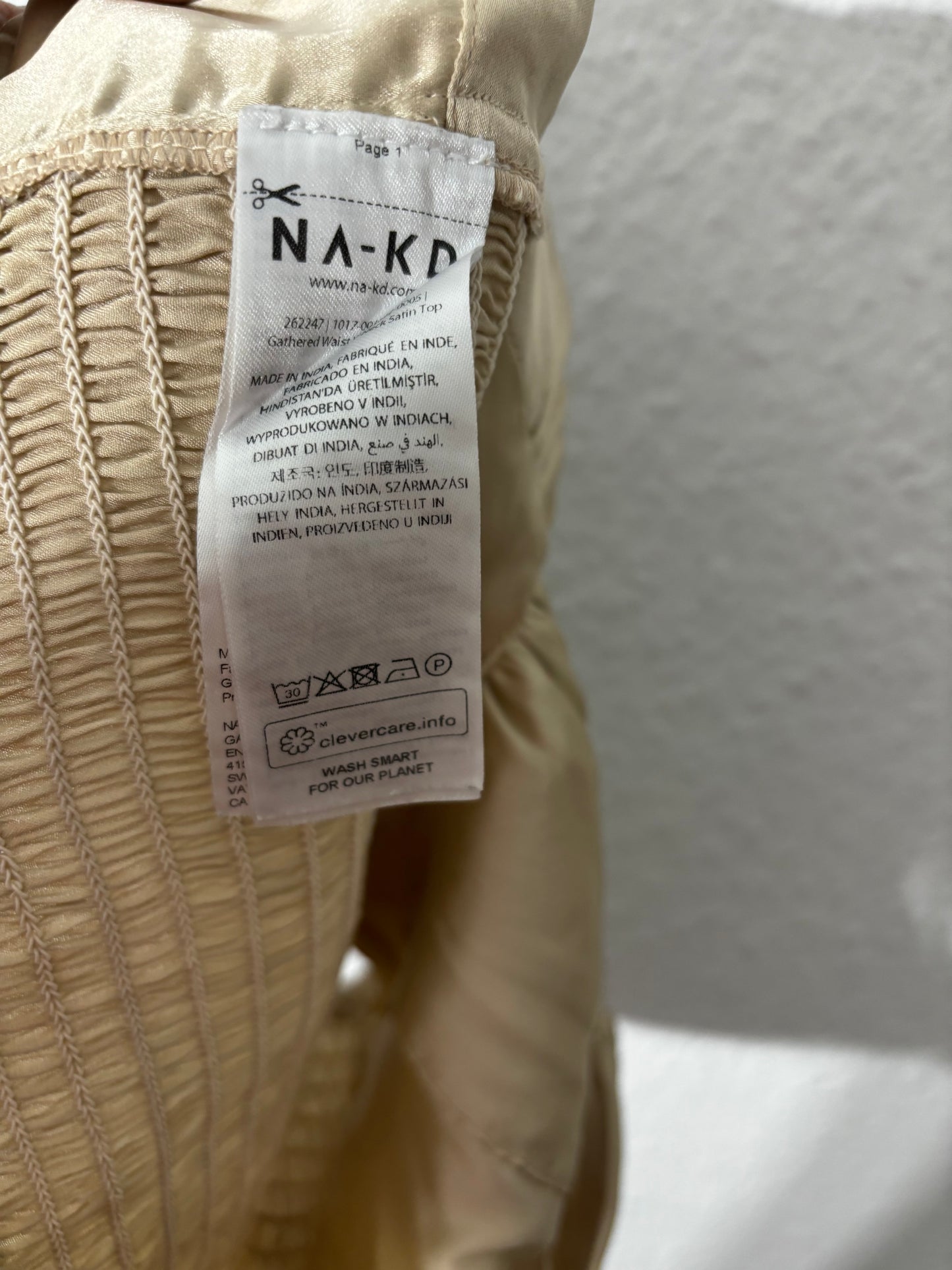 NA-KD Crop Top