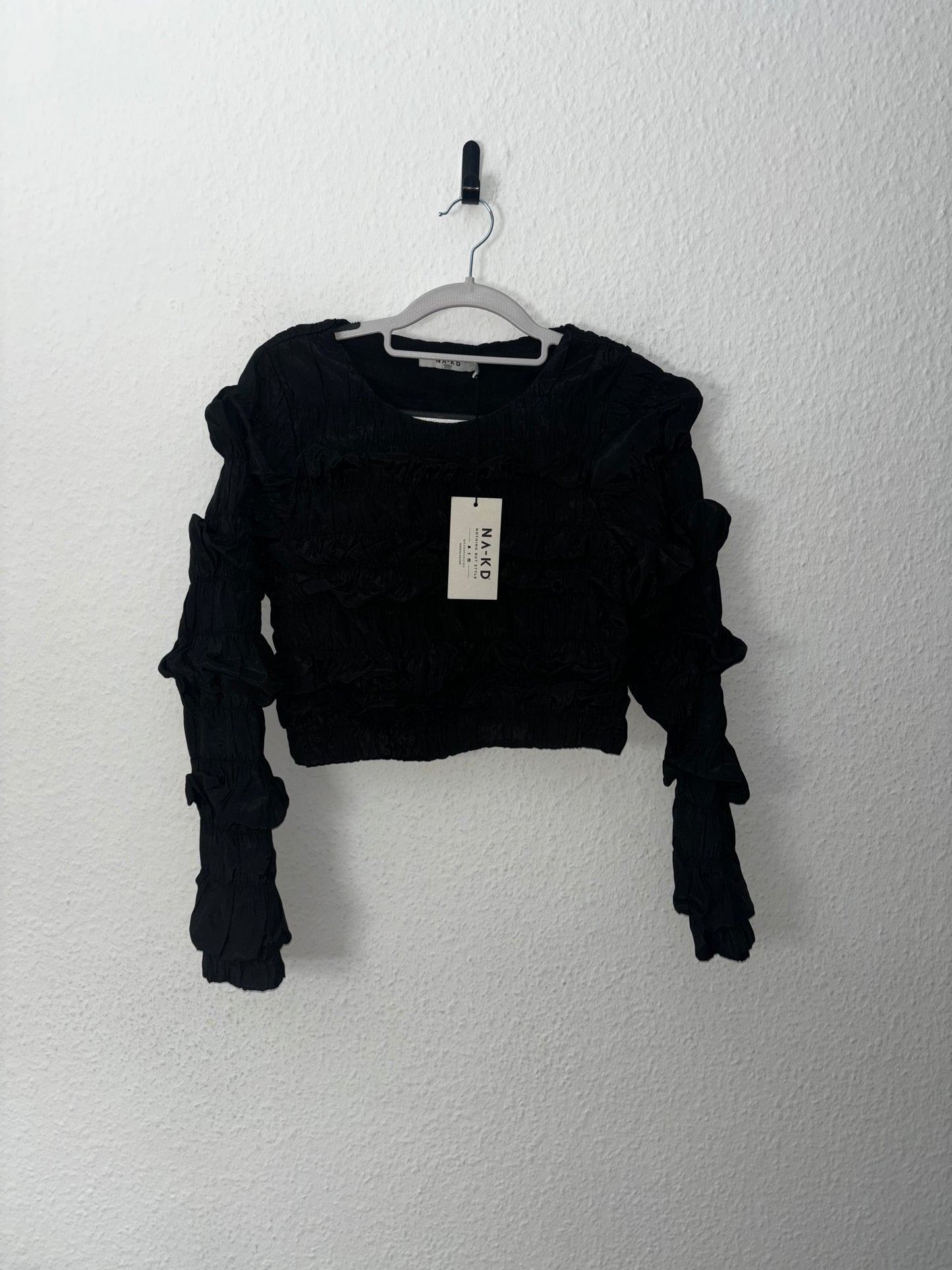 NA-KD Long Sleeve Crop Top