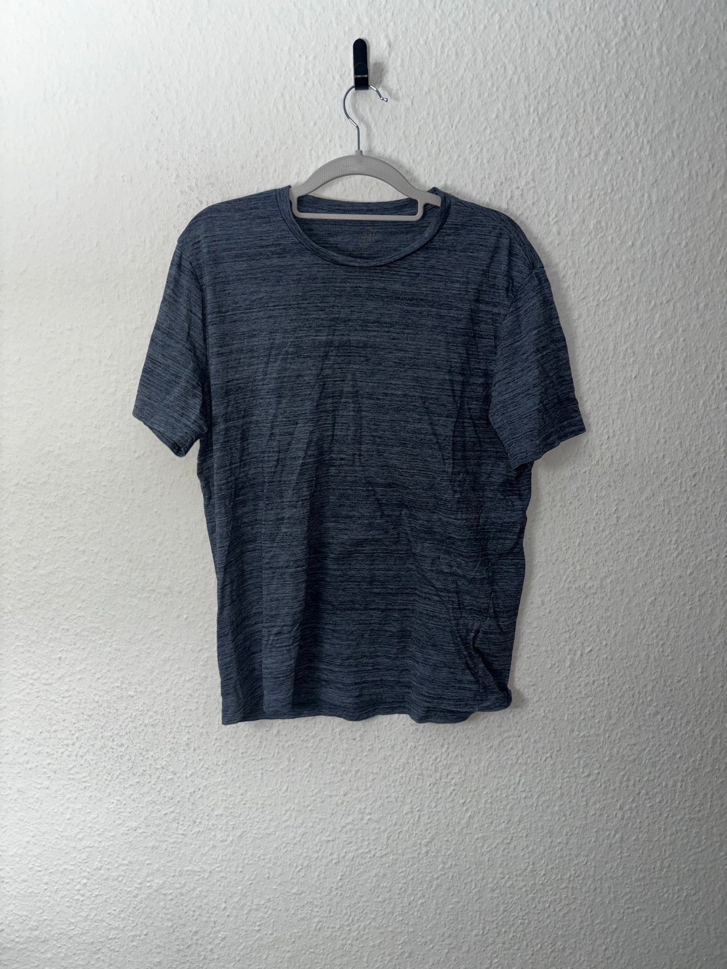H&M T-Shirt