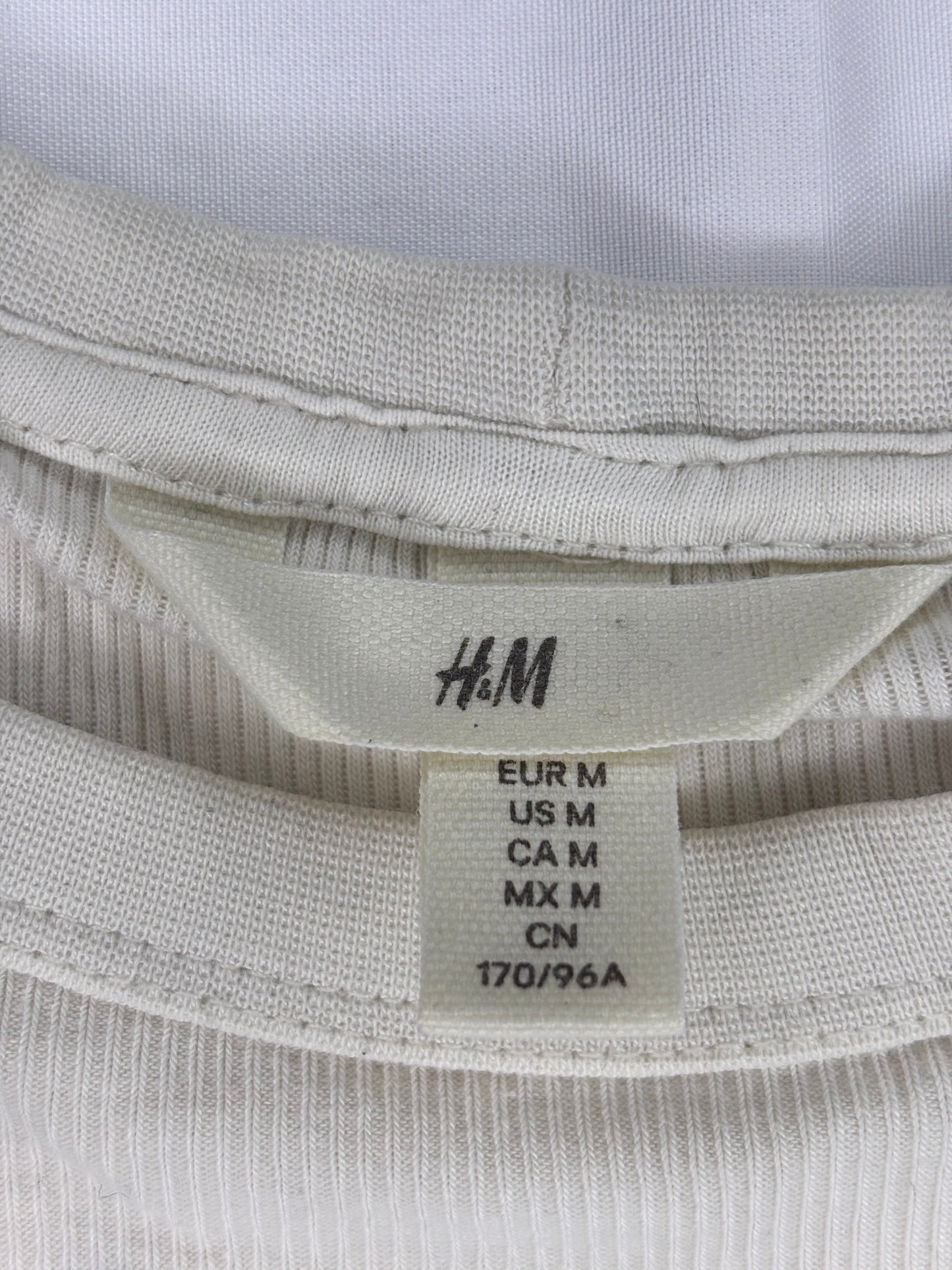 H&M T-Shirt