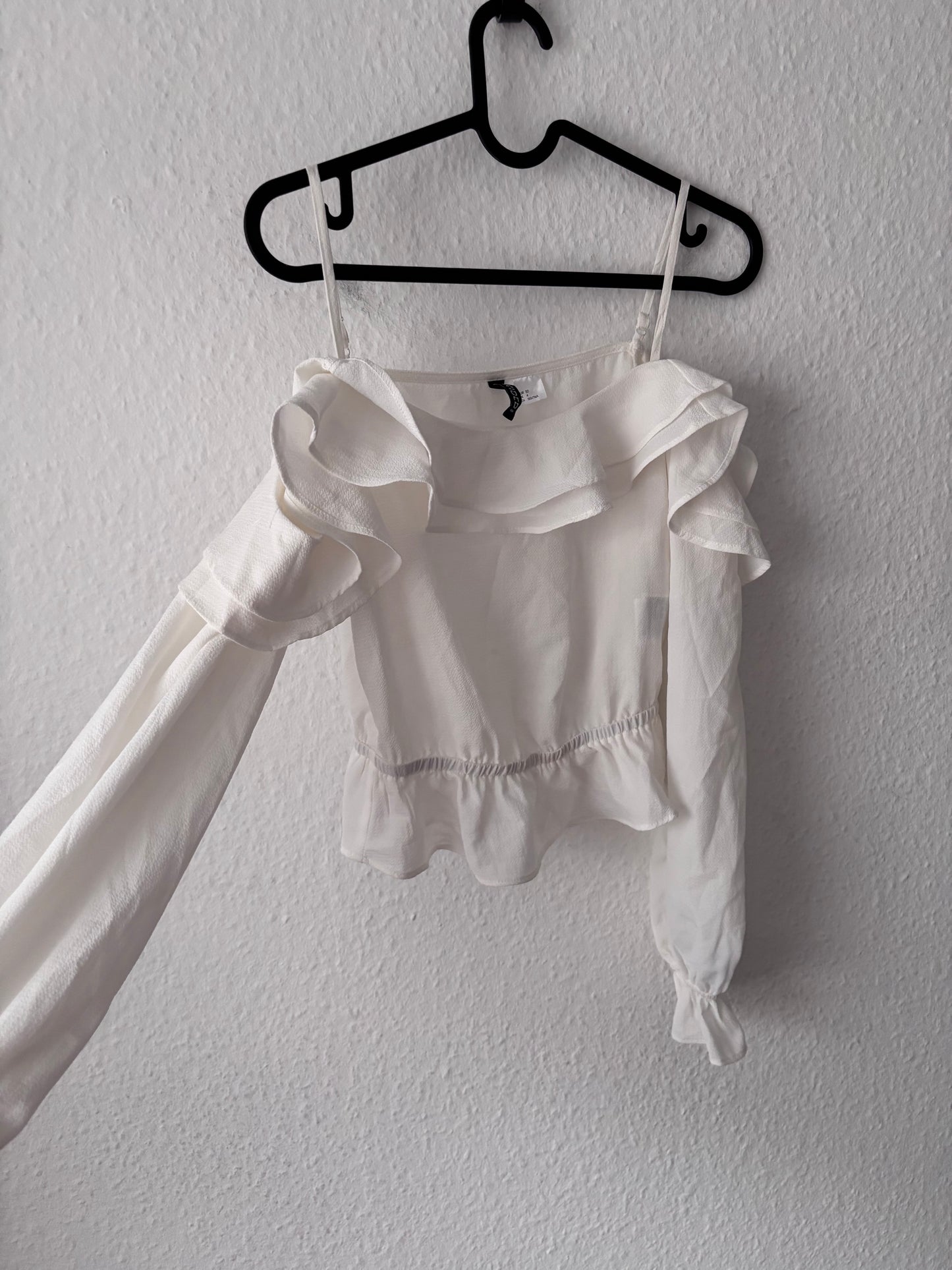 H&M Off Shoulder Blouse