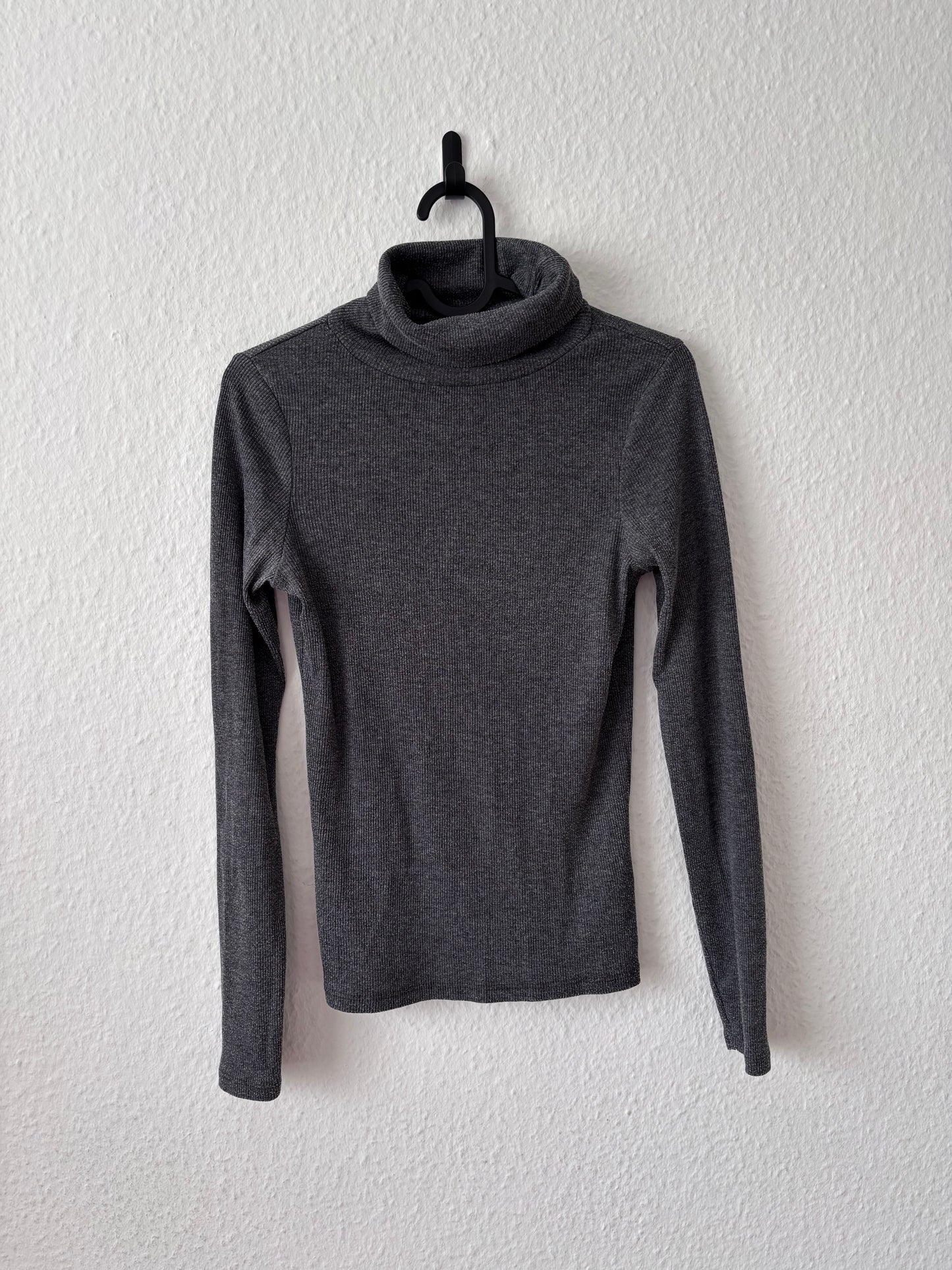 New Look Turtle Neck Top