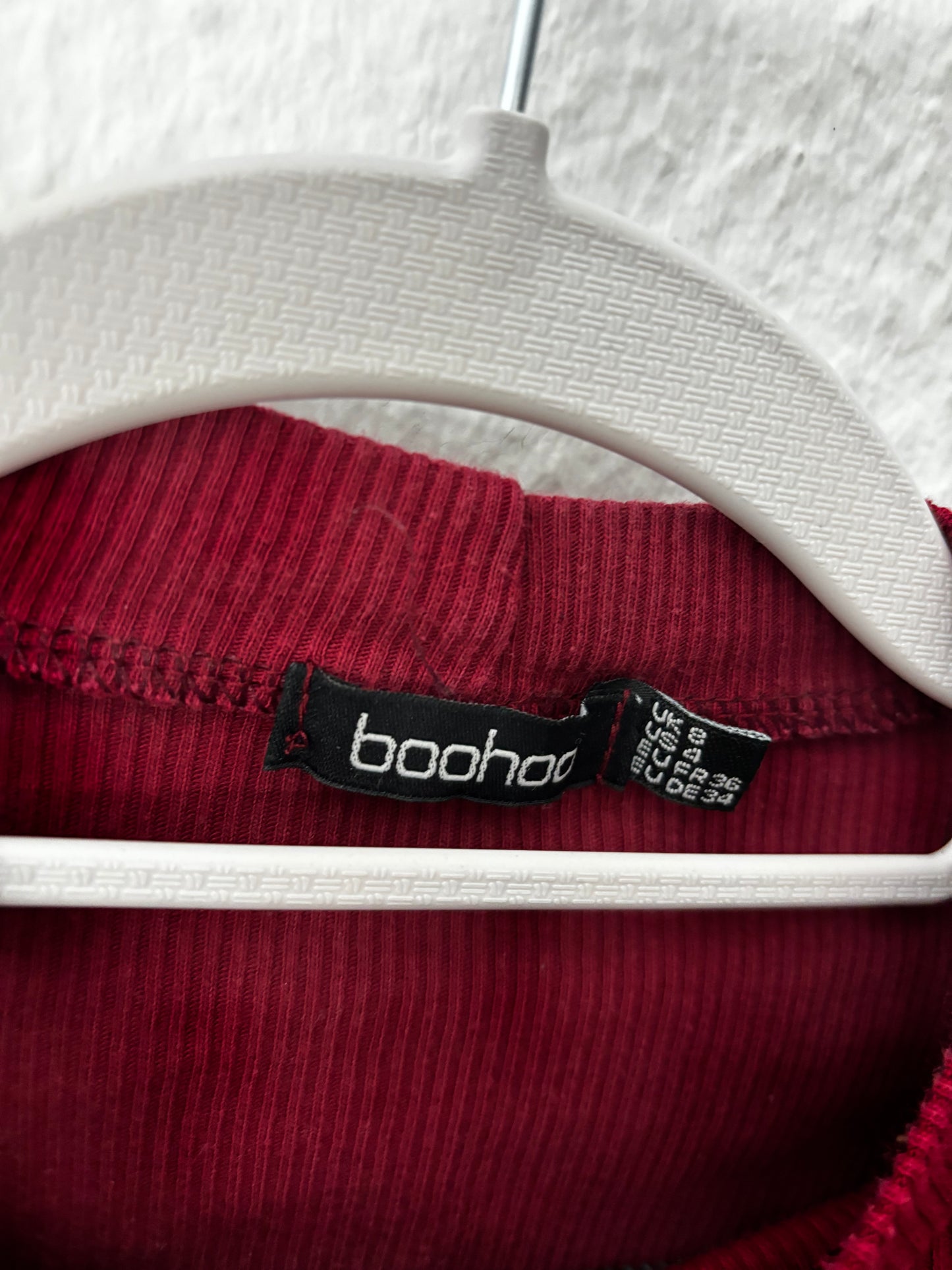 Boohoo Long Sleeved Crop Top