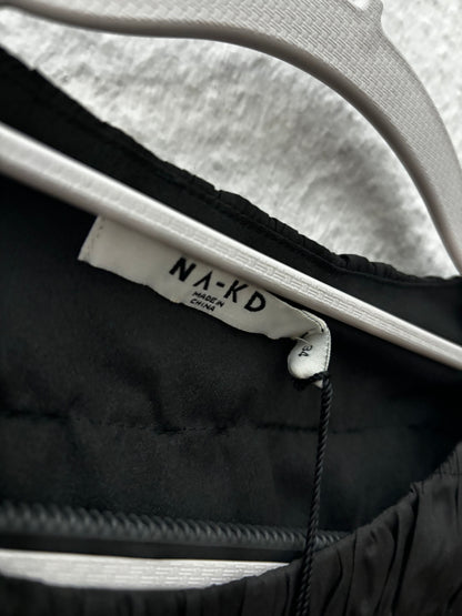 NA-KD Long Sleeve Crop Top