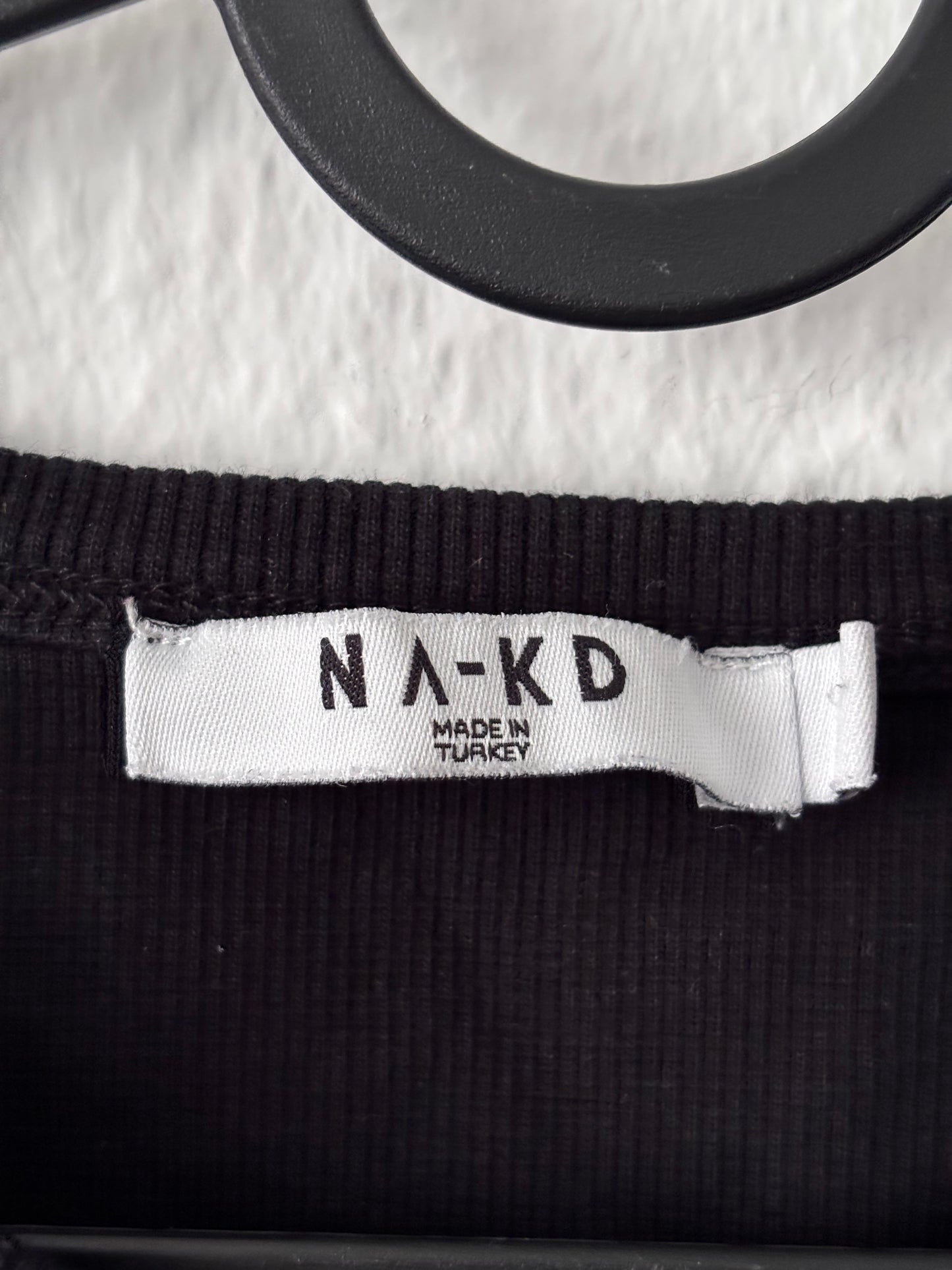 NA-KD Crop Top