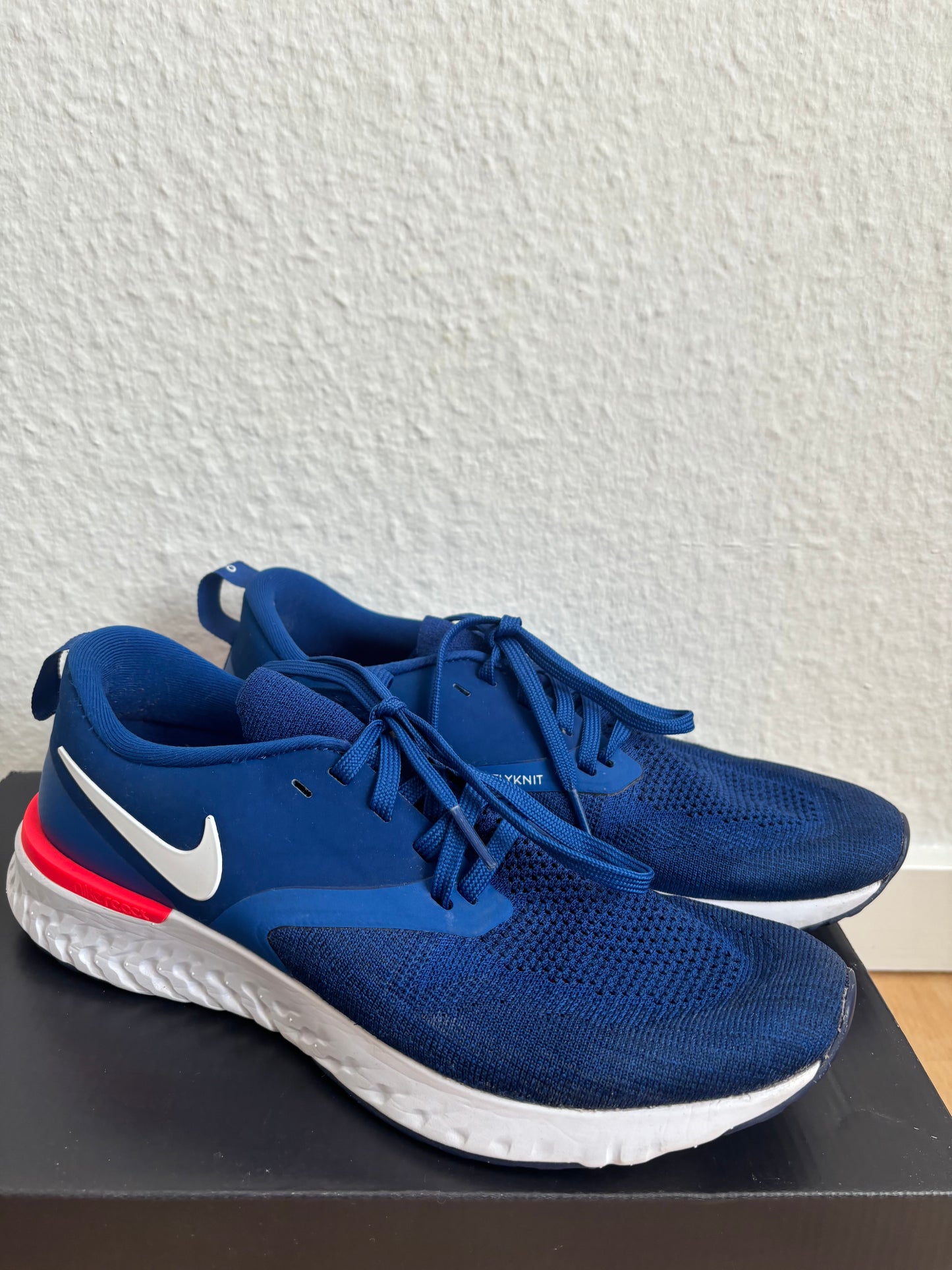 Nike Odyssey React Flyknit 2 Running Shoes
